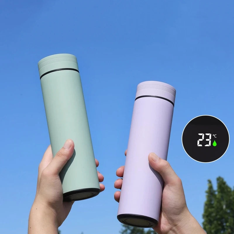 AquaRevive™ – Smart LED Hydration Bottle
